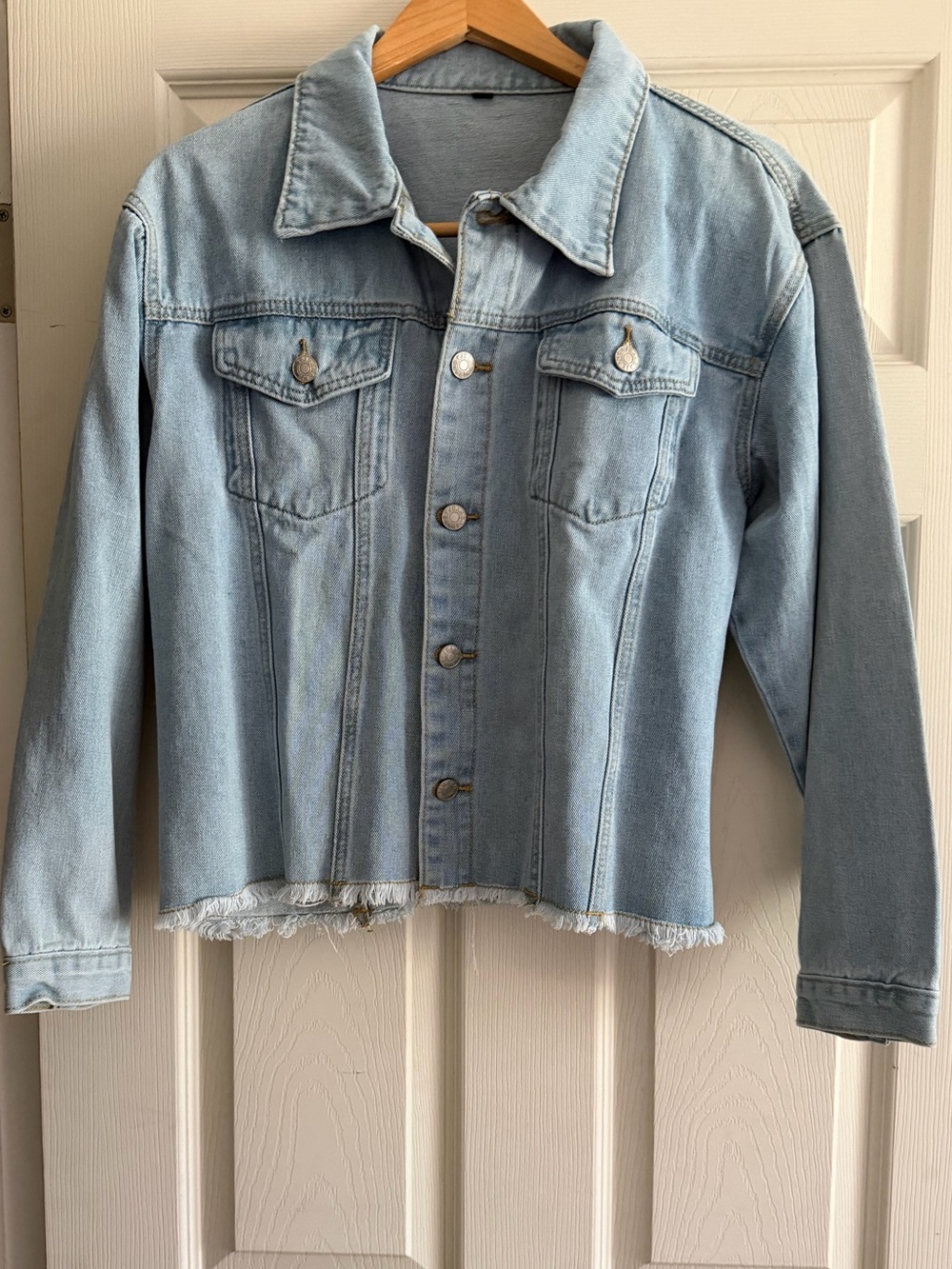 Light Wash Denim Jacket Women's XL Frayed Hem Unbranded